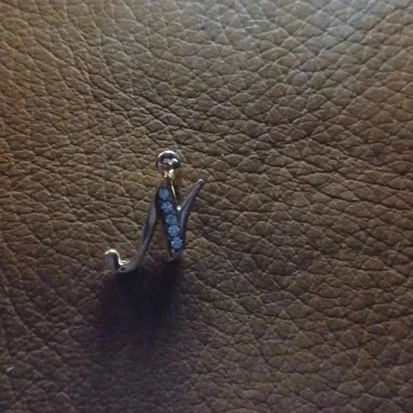 💙🌹Gold plated letter pendant "N" with faux diamonds - Picture 5 of 7